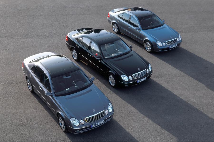  Mercedes-Benz E-Class 2002 года  (фото 430 из 448)